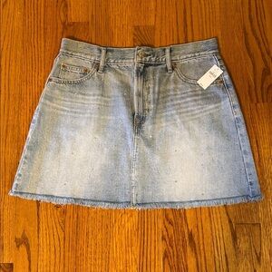 NEW - Gap Jean Skirt